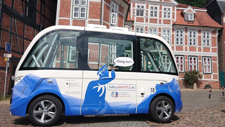 TaBuLa_201907_Fahrzeug-unterwegs-in-Lauenburg_Quelle-TUHH-Matthias-Grote__4_.jpg